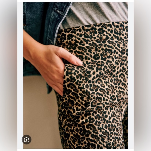 NWT Sézane Clara Trousers Leopard Print Pants in Brown - Picture 2 of 6